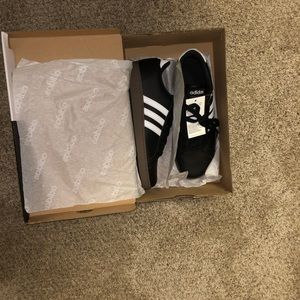 adidas Shoes - NWT adidas baseline sneakers adidas Shoes - NWT adidas baseline sneakers